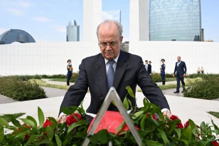 Fələstinin Baş naziri Bakıda Zəfər parkını ziyarət edib