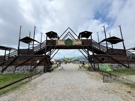 Göygöldə V Milli Yaylaq Festivalına start verildi Göygöldə V Milli Yaylaq Festivalına start verildi