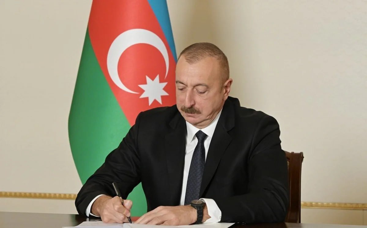 İlham Əliyev AZAL və ASCO ilə bağlı mühüm fərman imzaladı İlham Əliyev AZAL və ASCO ilə bağlı mühüm fərman imzaladı