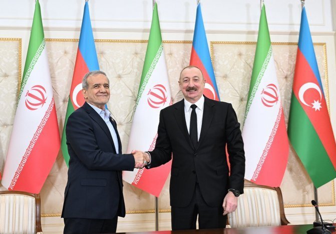 İlham Əliyev Məsud Pezeşkiana təşəkkür etdi İlham Əliyev Məsud Pezeşkiana təşəkkür etdi