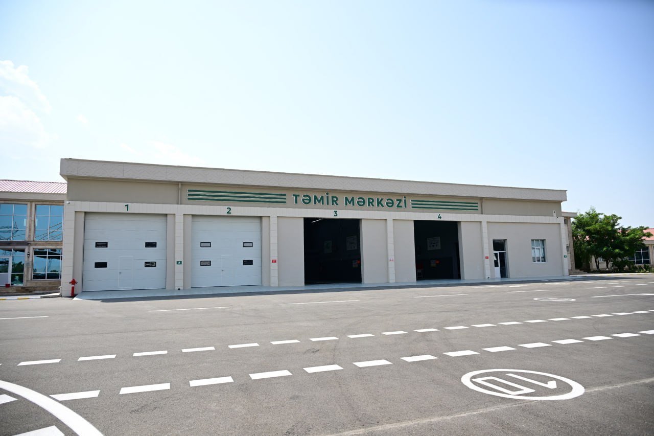 Naxçıvanda elektrik avtobusları istifadəyə veriləcək – dəmir yolu infrastrukturunda genişmiqyaslı işlər aparılır Naxçıvanda elektrik avtobusları istifadəyə veriləcək – dəmir yolu infrastrukturunda genişmiqyaslı işlər aparılır