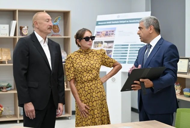 İlham Əliyev və Mehriban Əliyeva Naxçıvan Regional DOST Mərkəzinin açılışında iştirak ediblər İlham Əliyev və Mehriban Əliyeva Naxçıvan Regional DOST Mərkəzinin açılışında iştirak ediblər