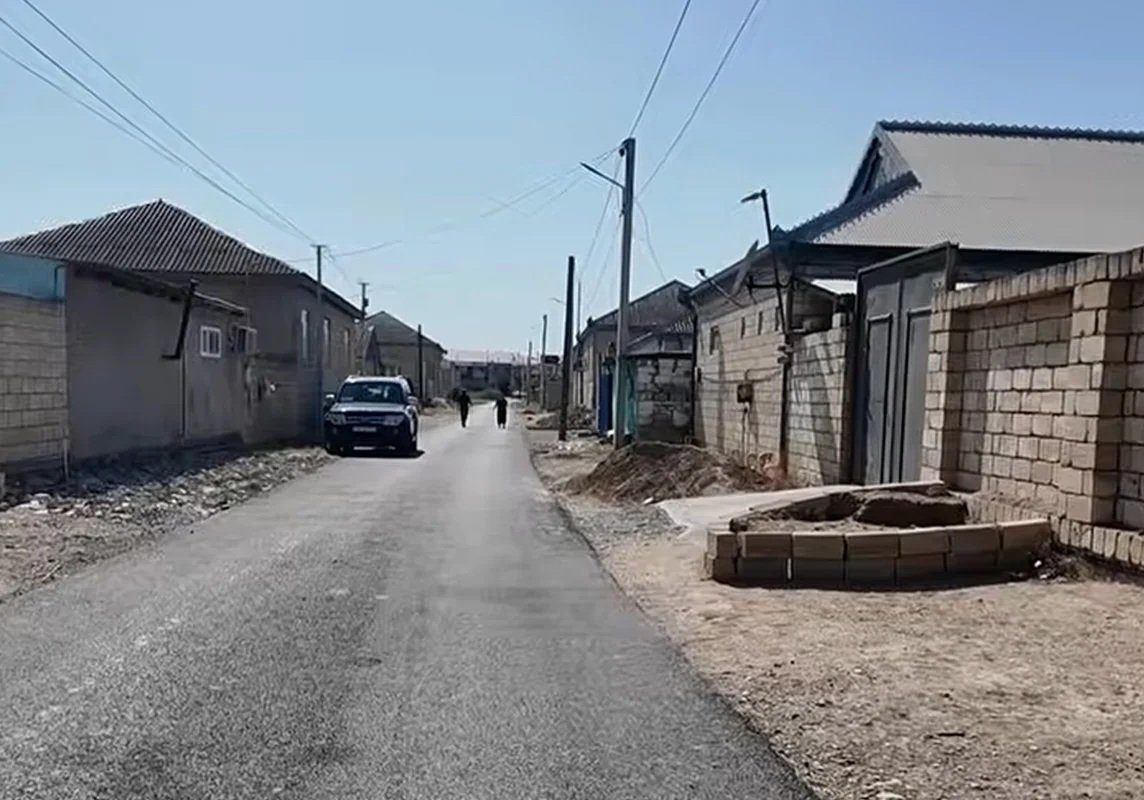 Hacıqabulda 19 yaşlı qız qardaşı tərəfindən qətlə yetirilib – TƏFƏRRÜAT Hacıqabulda 19 yaşlı qız qardaşı tərəfindən qətlə yetirilib – TƏFƏRRÜAT