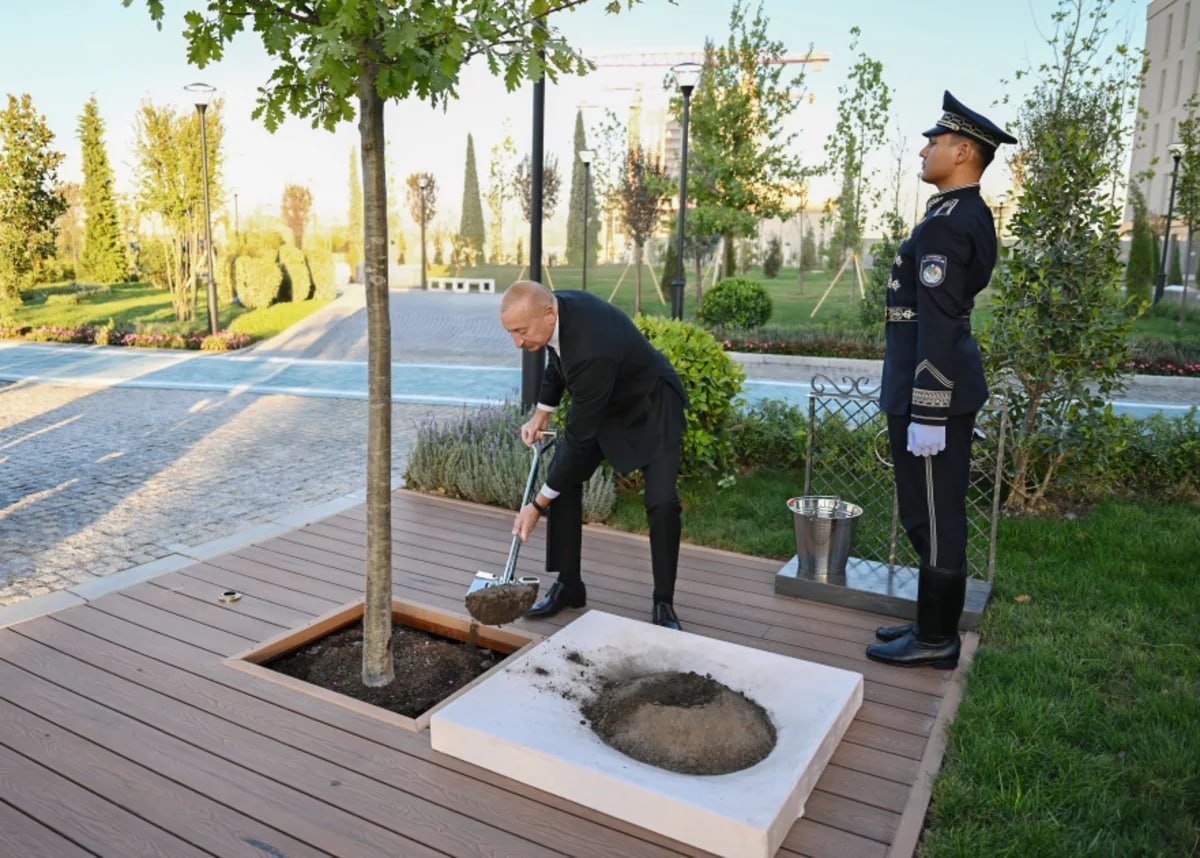 İlham Əliyev və Şavkat Mirziyoyev Daşkənddə Nizami Gəncəvi adına Milli Pedaqoji Universitetin açılışında iştirak ediblər