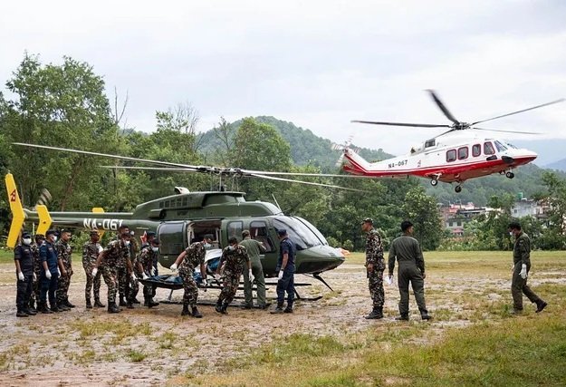 Nepaldakı faciənin dəhşətli mənzərəsi: Yüzlərlə meyitin kimliyi müəyyən edilə bilmir – FOTO Nepaldakı faciənin dəhşətli mənzərəsi: Yüzlərlə meyitin kimliyi müəyyən edilə bilmir – FOTO