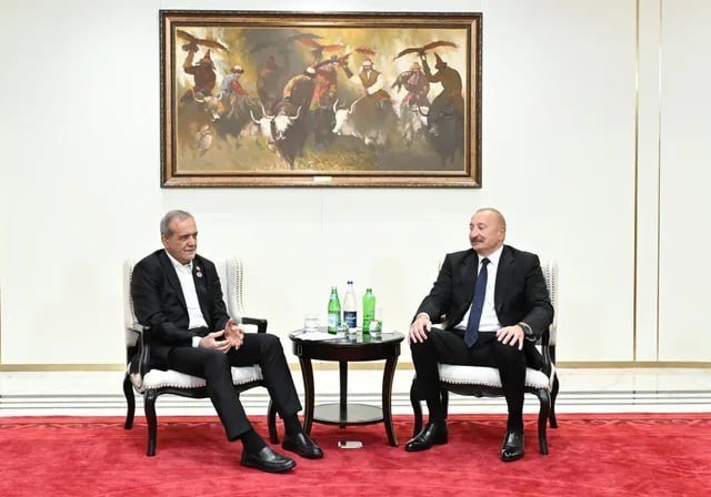 İlham Əliyev Məsud Pezeşkianla görüşdü – ƏMƏKDAŞLIQ MÜZAKİRƏ EDİLDİ İlham Əliyev Məsud Pezeşkianla görüşdü – ƏMƏKDAŞLIQ MÜZAKİRƏ EDİLDİ