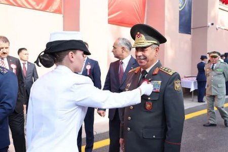 Zakir Həsənov Türkiyədə hərbi məktəblərin buraxılış mərasimində iştirak edib Zakir Həsənov Türkiyədə hərbi məktəblərin buraxılış mərasimində iştirak edib