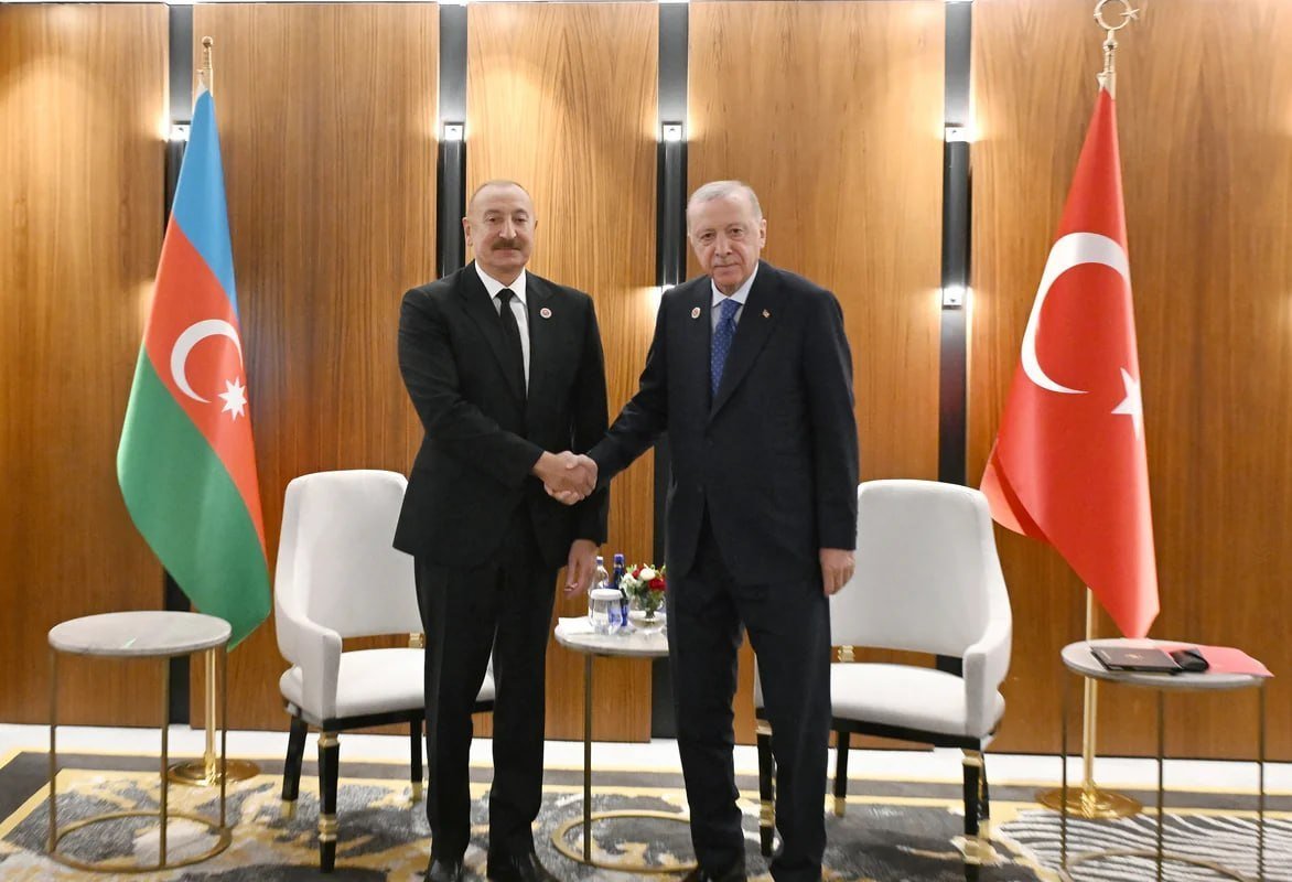 İlham Əliyev Rəcəb Tayyib Ərdoğanla görüşüb