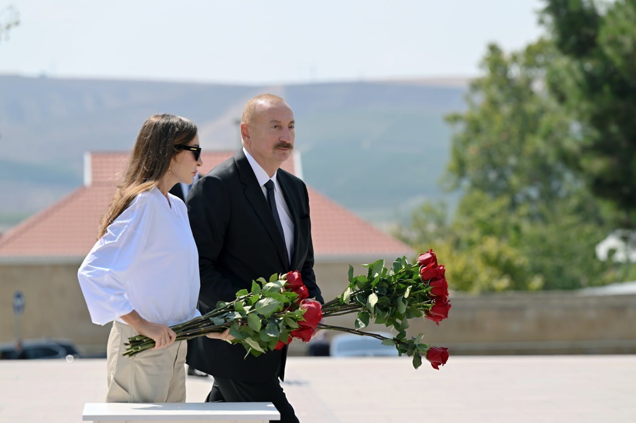 İlham Əliyev və Mehriban Əliyeva Şamaxıya səfər ediblər İlham Əliyev və Mehriban Əliyeva Şamaxıya səfər ediblər