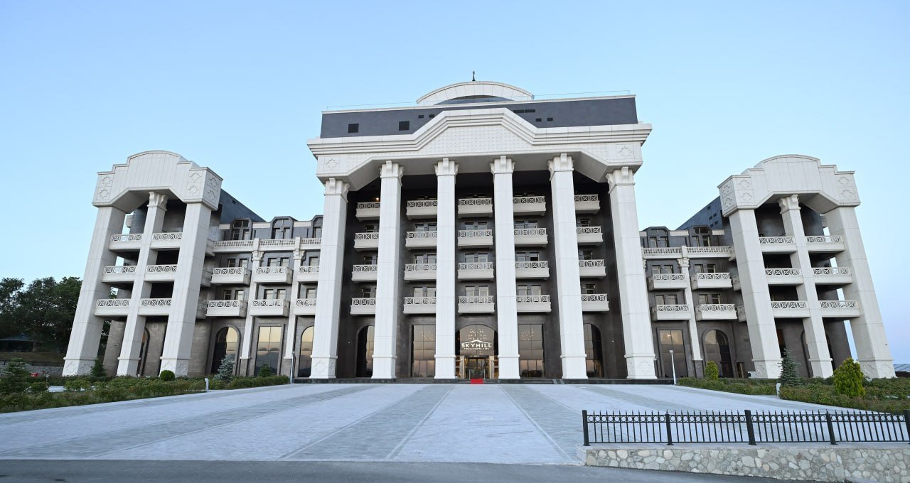 İlham Əliyev və Mehriban Əliyeva Şamaxıda “Pirqulu Park” hotelinin açılışında iştirak ediblər İlham Əliyev və Mehriban Əliyeva Şamaxıda “Pirqulu Park” hotelinin açılışında iştirak ediblər