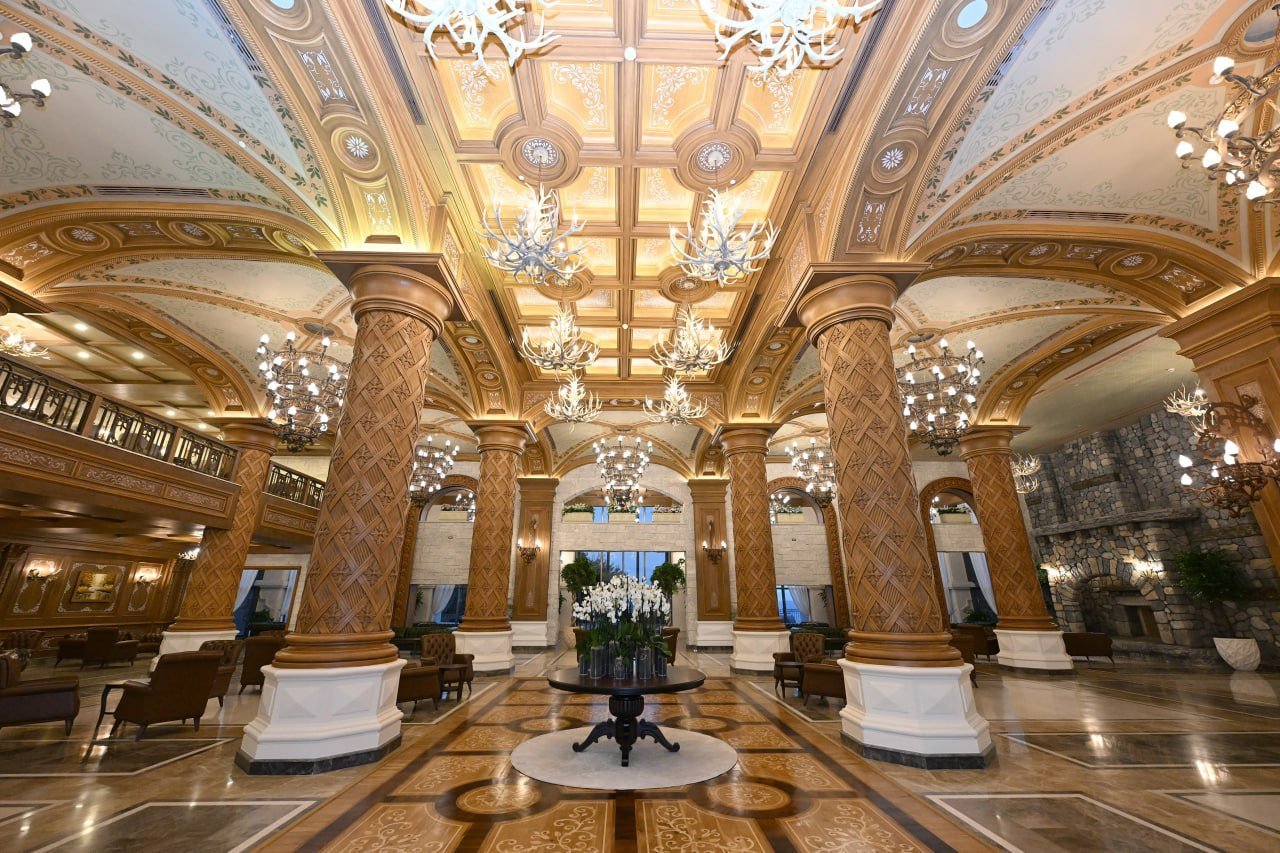 İlham Əliyev və Mehriban Əliyeva Şamaxıda “Pirqulu Park” hotelinin açılışında iştirak ediblər İlham Əliyev və Mehriban Əliyeva Şamaxıda “Pirqulu Park” hotelinin açılışında iştirak ediblər