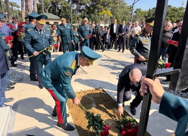 Azərbaycanın ilk sərhədçi generalı İsgəndər Allahverdiyev dəfn edilib