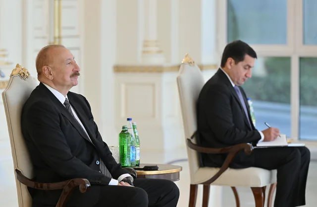 İlham Əliyev Estoniyanın Azərbaycana yeni təyin olunmuş səfirini qəbul edib İlham Əliyev Estoniyanın Azərbaycana yeni təyin olunmuş səfirini qəbul edib