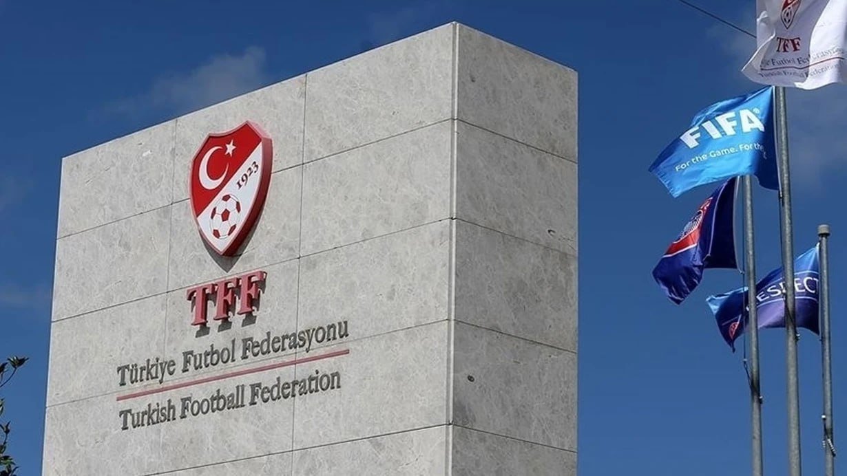Türkiyədə 4 böyük klubun bəzi rəhbərlərinin mərc etdiyi iddia olunur Türkiyədə 4 böyük klubun bəzi rəhbərlərinin mərc etdiyi iddia olunur