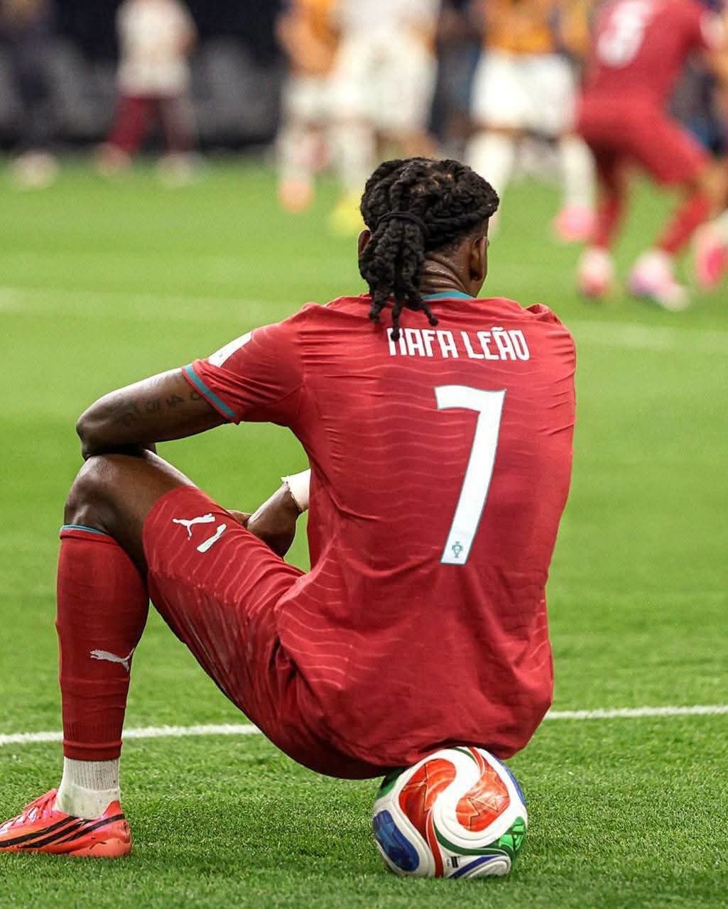 Rafael Leao Portuqaliya millisinin yeni 7 nömrəsi oldu Rafael Leao Portuqaliya millisinin yeni 7 nömrəsi oldu