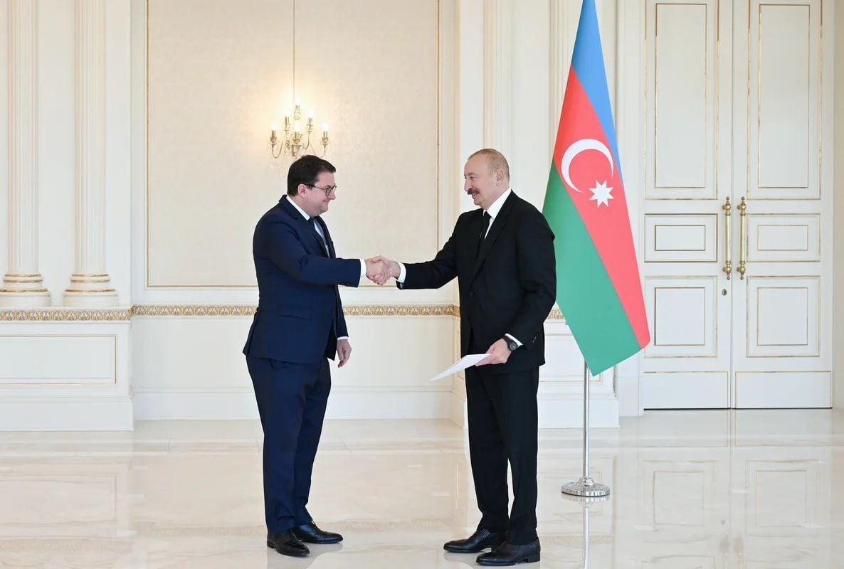 İlham Əliyev Avstriyanın yeni səfirini qəbul edib İlham Əliyev Avstriyanın yeni səfirini qəbul edib