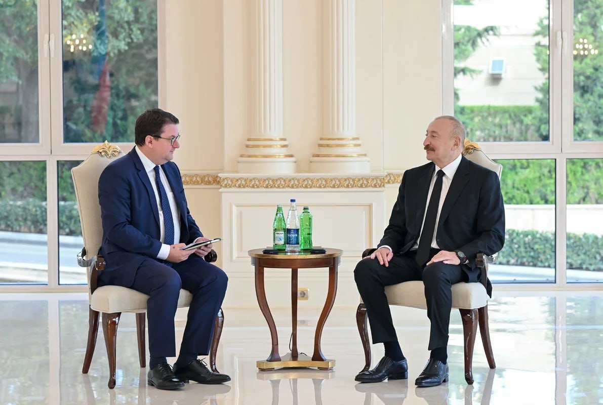 İlham Əliyev Avstriyanın yeni səfirini qəbul edib İlham Əliyev Avstriyanın yeni səfirini qəbul edib