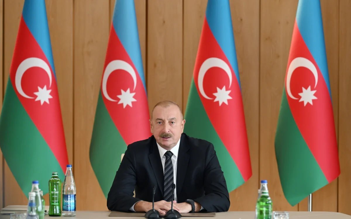 İlham Əliyev: Azərbaycan Asiya ilə Avropa arasında bağlantılarda öz rolunu oynayır İlham Əliyev: Azərbaycan Asiya ilə Avropa arasında bağlantılarda öz rolunu oynayır