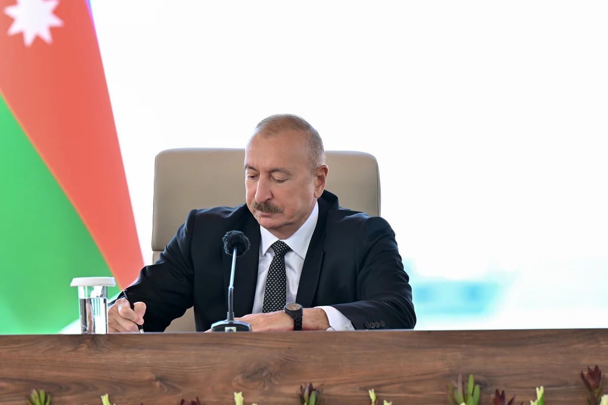 İlham Əliyev Prezident təqaüdü ilə bağlı Sərəncam imzaladı – TƏLƏBƏLƏRİN SİYAHISI İlham Əliyev Prezident təqaüdü ilə bağlı Sərəncam imzaladı – TƏLƏBƏLƏRİN SİYAHISI