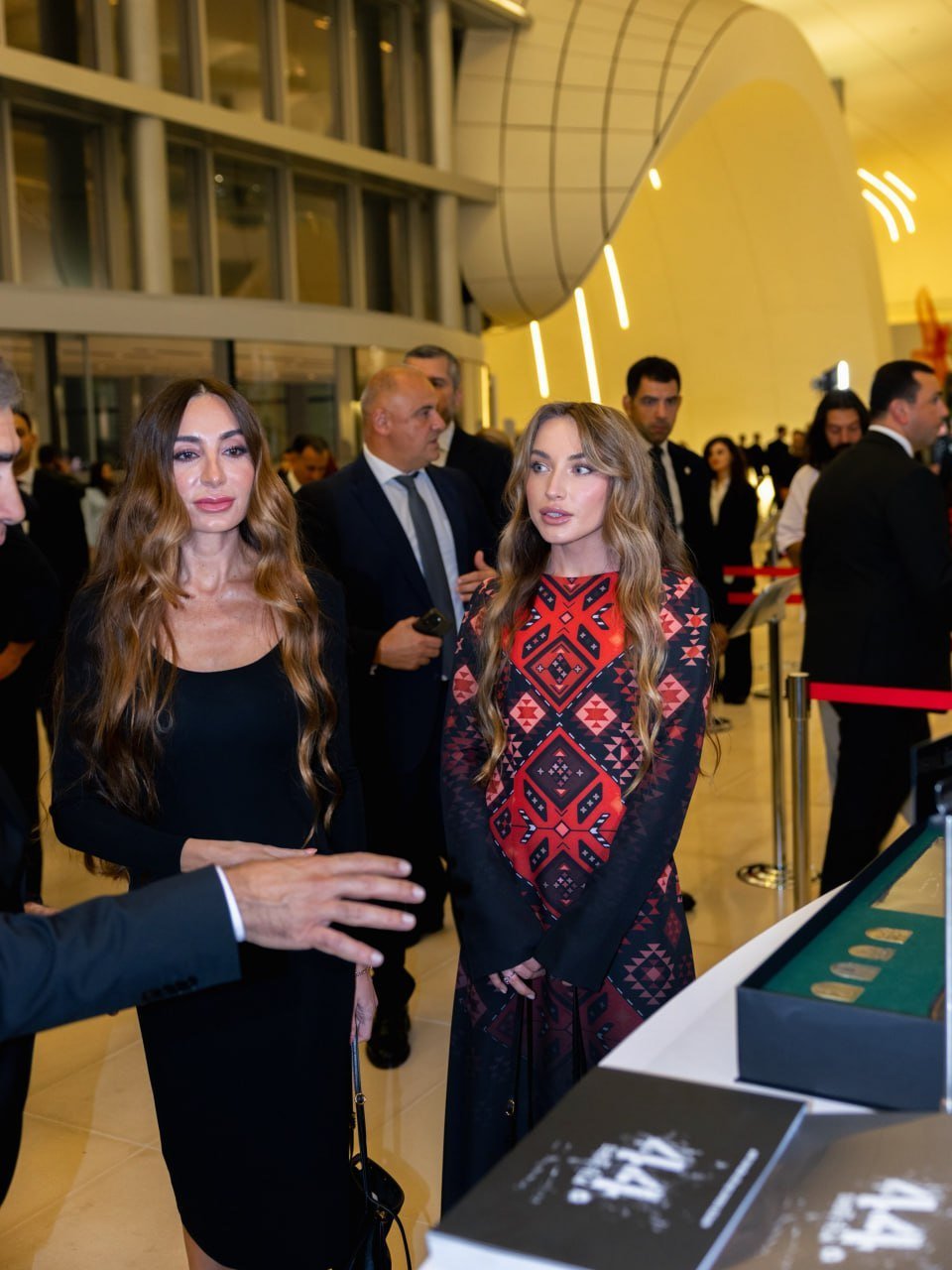 Alyona Əliyeva “44” bədii filminin təqdimat mərasimindən paylaşım edib Alyona Əliyeva “44” bədii filminin təqdimat mərasimindən paylaşım edib