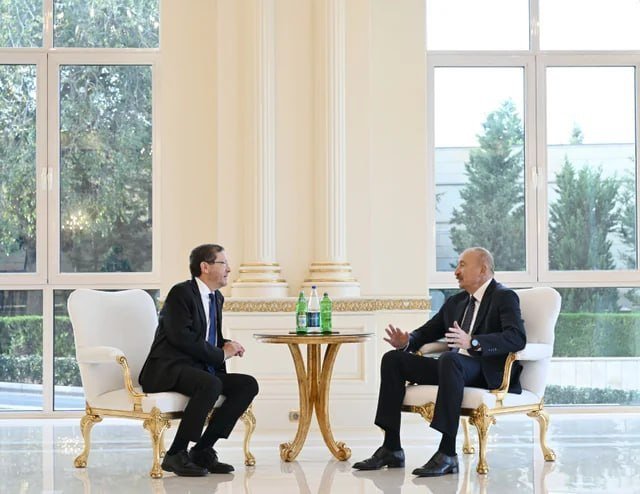 İlham Əliyevin İsrail Prezidenti İsxak Hersoq ilə görüşü olub