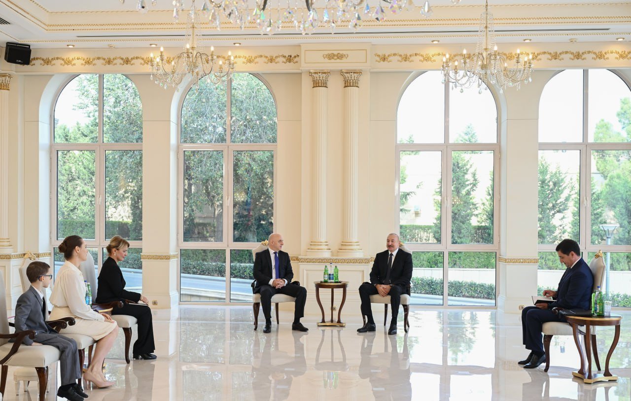 İlham Əliyev Gürcüstanın yeni səfirini qəbul etdi