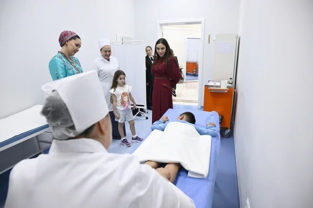 Leyla Əliyeva Arkadağ şəhərində Uşaq Sağlamlığı və Reabilitasiya Mərkəzinin fəaliyyəti ilə tanış olub Leyla Əliyeva Arkadağ şəhərində Uşaq Sağlamlığı və Reabilitasiya Mərkəzinin fəaliyyəti ilə tanış olub