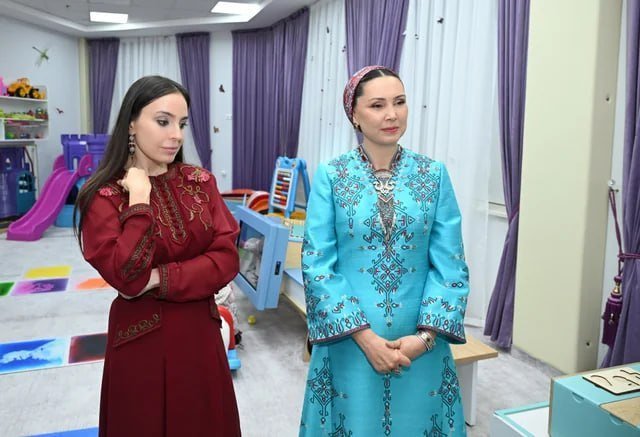 Leyla Əliyeva Arkadağ şəhərində Uşaq Sağlamlığı və Reabilitasiya Mərkəzinin fəaliyyəti ilə tanış olub Leyla Əliyeva Arkadağ şəhərində Uşaq Sağlamlığı və Reabilitasiya Mərkəzinin fəaliyyəti ilə tanış olub