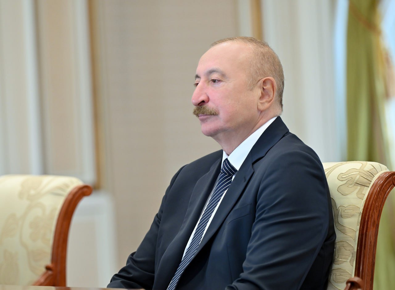 İlham Əliyev İslam Əməkdaşlıq Təşkilatının Baş katibini qəbul edib İlham Əliyev İslam Əməkdaşlıq Təşkilatının Baş katibini qəbul edib